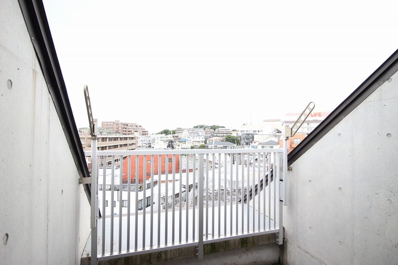 バルコニー　見晴らしの良いバルコニー♪