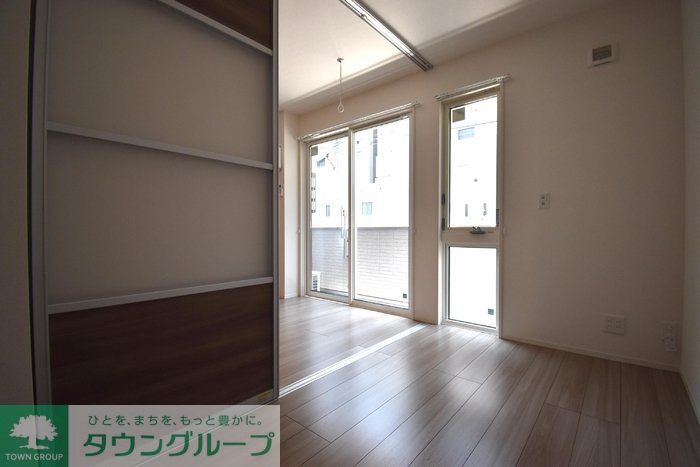 居室・リビング　★お部屋探しは株式会社タウンハウジング東京まで★