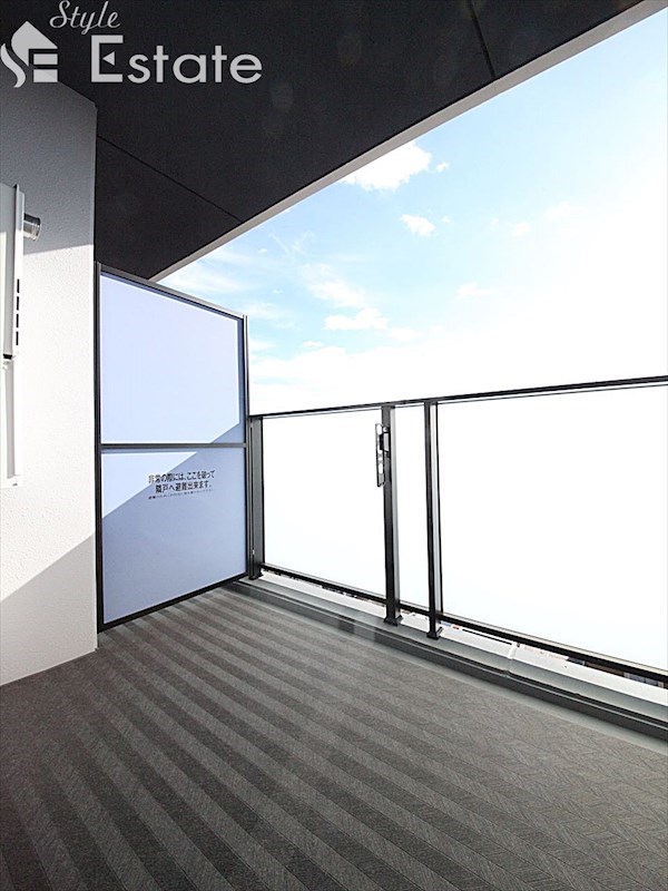 バルコニー　バルコニー