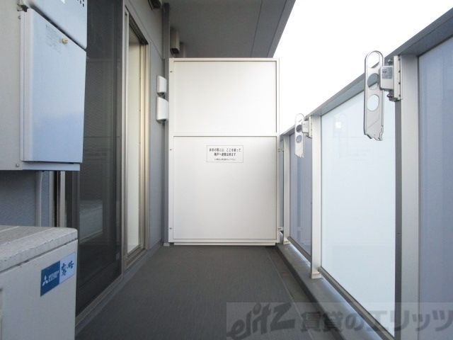 バルコニー　バルコニー