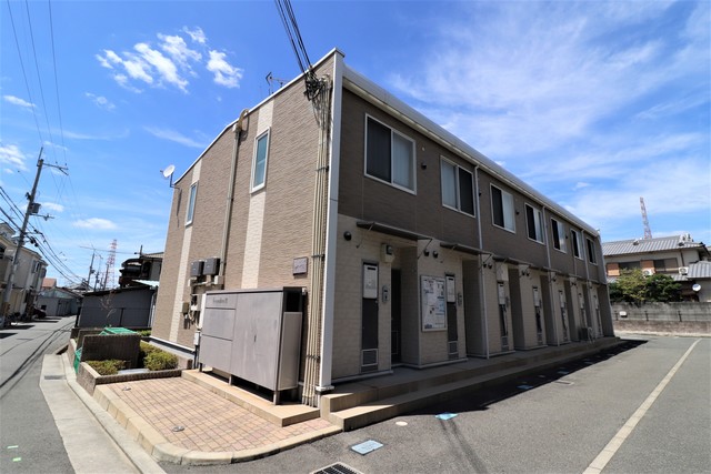 建物外観　レオパレスリアン