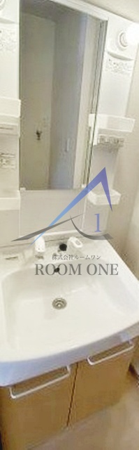 洗面設備　独立洗面台です。