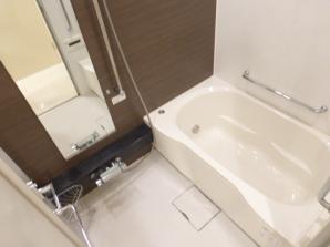 バス・シャワールーム　同タイプ住戸写真