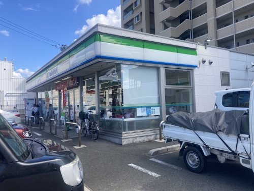 コンビニ　ファミリーマート　篠栗庄店（コンビニ）まで500m