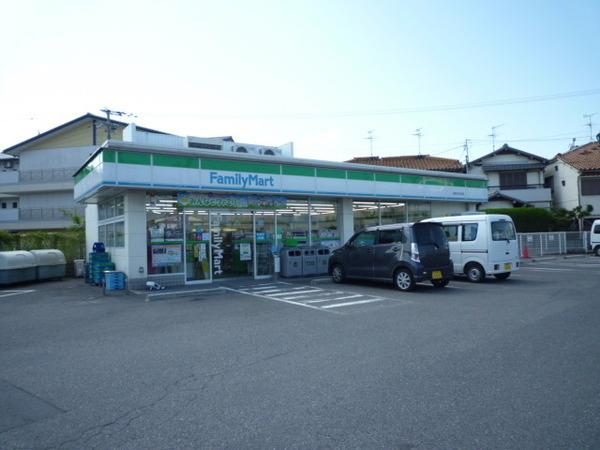 コンビニ　ファミリーマートMYS堺神石市之町店（コンビニ）まで589m