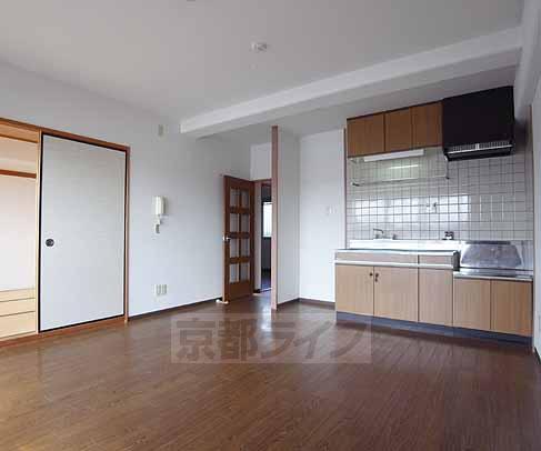 居室・リビング　１０帖ＬＤＫです。