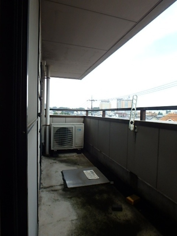 バルコニー　図面と現状に相違がある場合には現状を優先