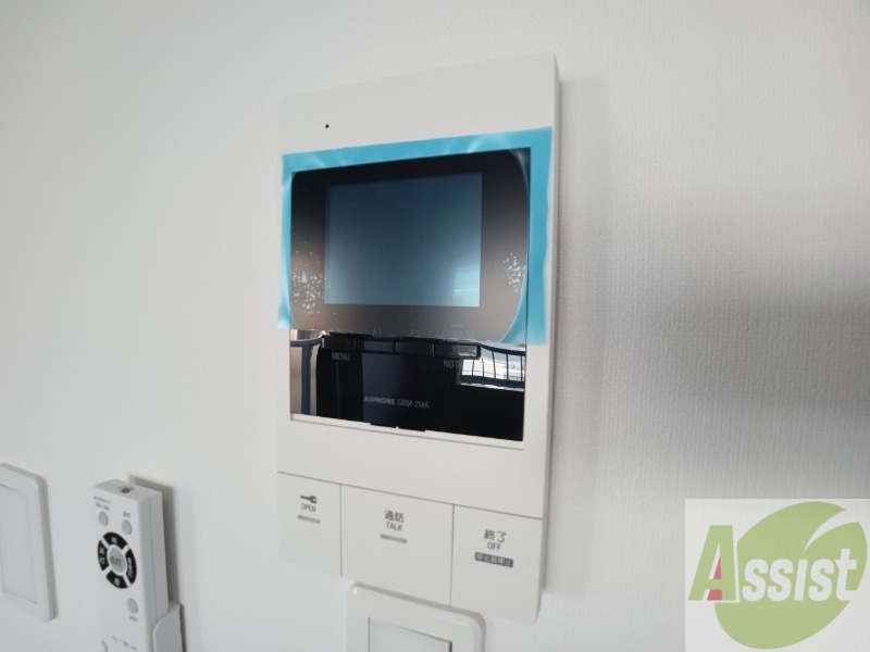 セキュリティ　ＴＶモニター付インターホンです。来客者の顔が見えるので安心！