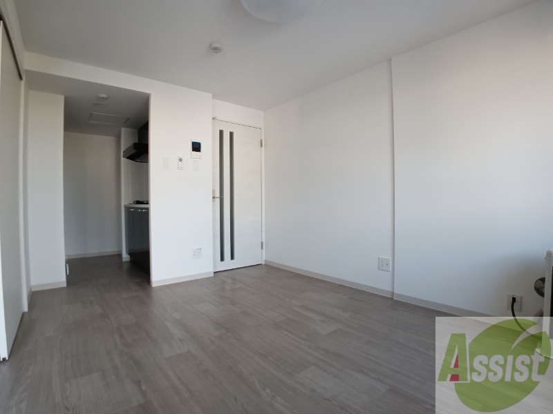 居室・リビング　広くてきれいなリビングです！快適に過ごせそうですね。