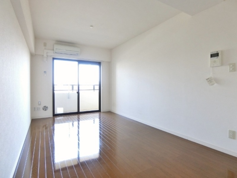 居室・リビング　図面と現状に相違がある場合には現状を優先