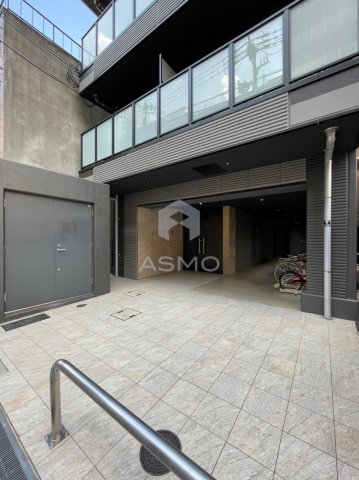 エントランス　同マンション参考写真