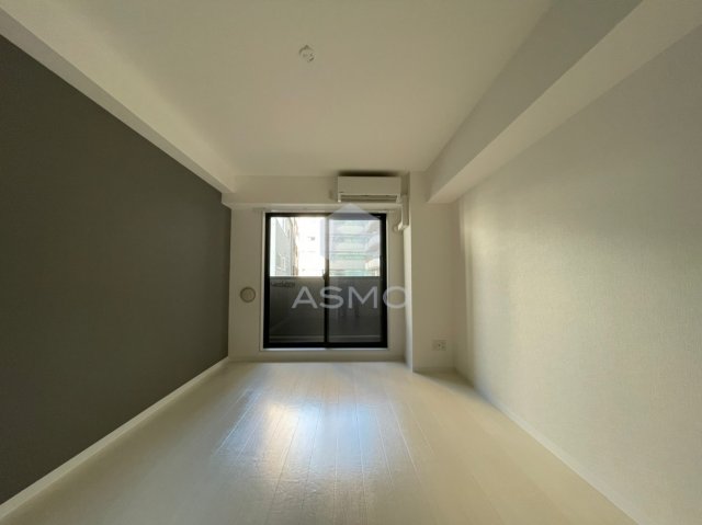 居室・リビング　同マンション参考写真