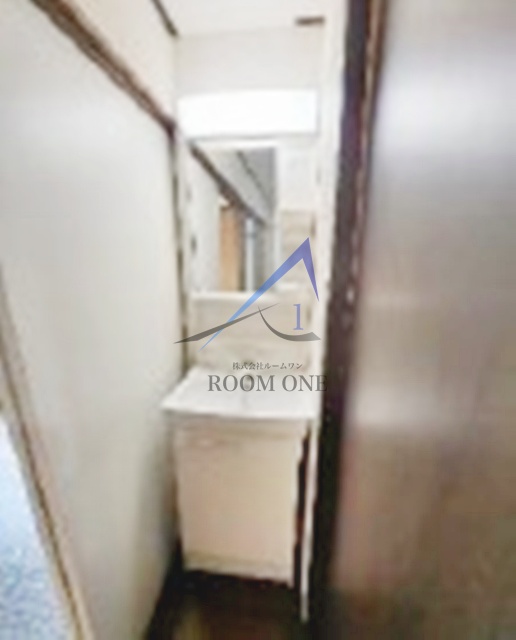 洗面設備　洗面台です。