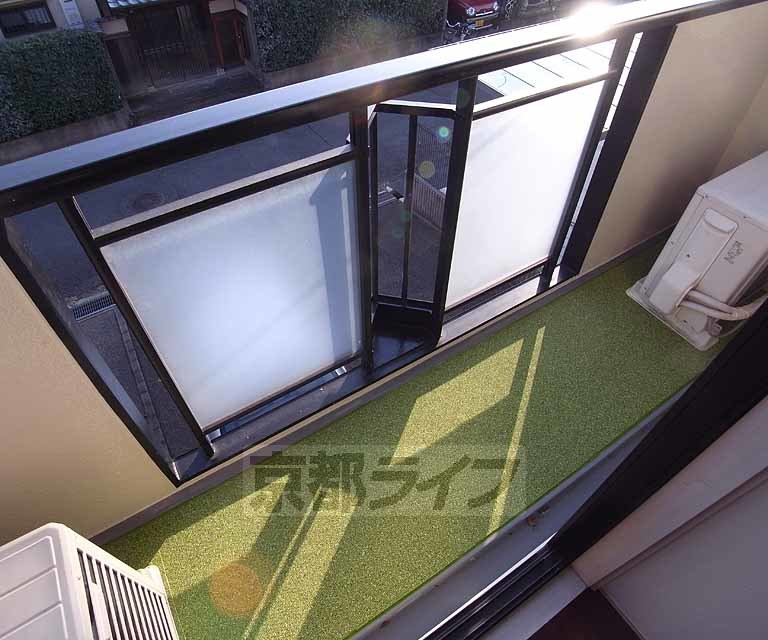 バルコニー　洗濯物も干せますね。