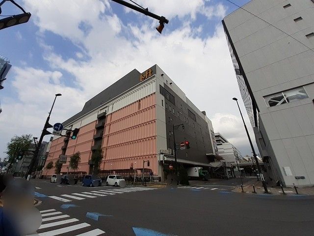 ショッピングセンター　ラブラ万代（ショッピングセンター）まで210m