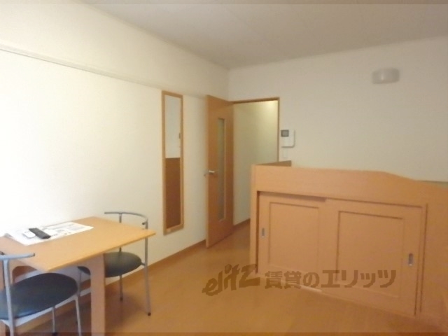 居室・リビング　洋室