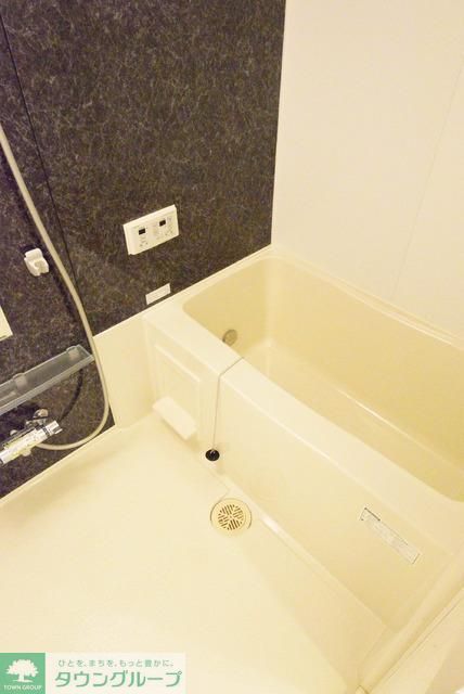 バス・シャワールーム　綺麗なお風呂です。