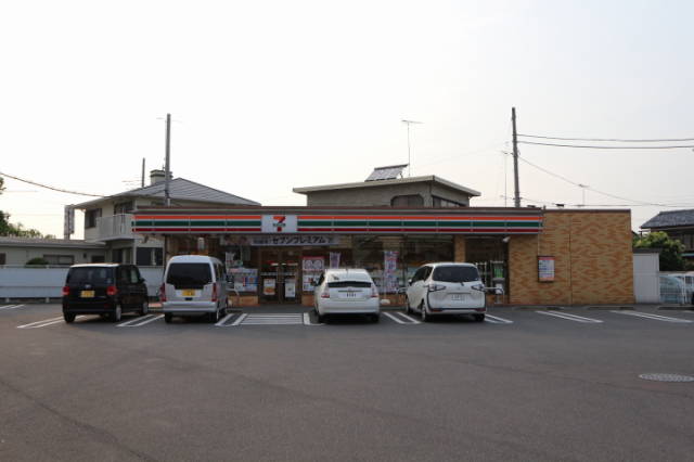 コンビニ　セブンイレブン小山大行寺店（コンビニ）まで1023m