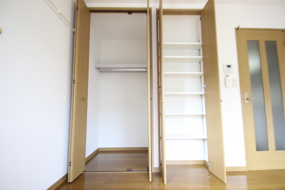 収納　※別部屋の写真です