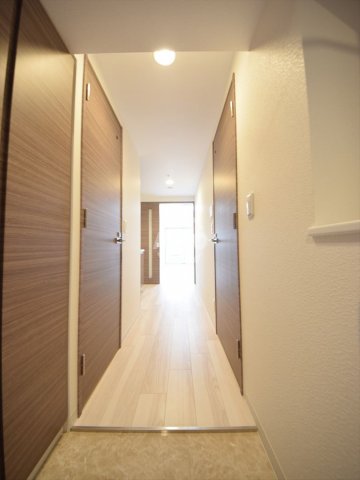 玄関　ワールドアイ天王寺ミラージュ　玄関