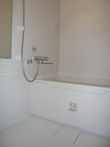 バス・シャワールーム　お風呂で日々の疲れを落としましょう