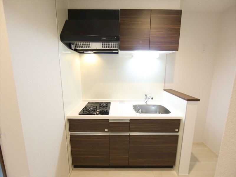 キッチン　システムキッチン（ガス2口コンロ付）