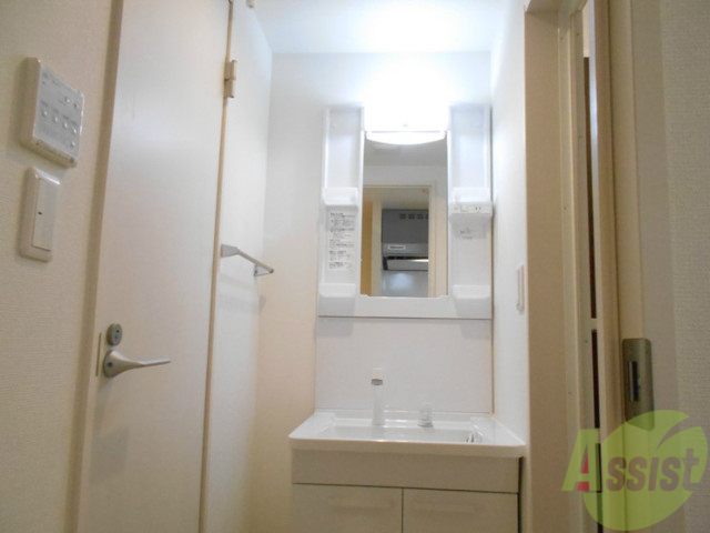 洗面設備　※こちらは洗面化粧台のイメージ写真です。