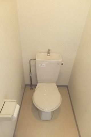 トイレ　綺麗なトイレスペース。