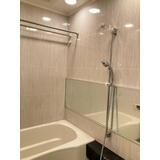 バス・シャワールーム　※別部屋参考写真