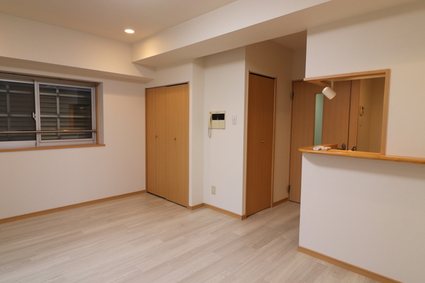 居室・リビング　１０帖洋室