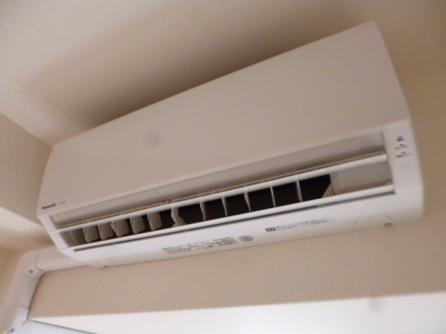 その他設備　エアコン完備で快適なお部屋です