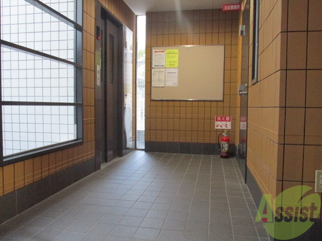 ロビー　管理の行き届いた清潔感あふれるロビーです