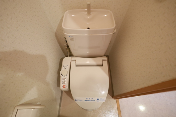 トイレ　※別部屋の写真です