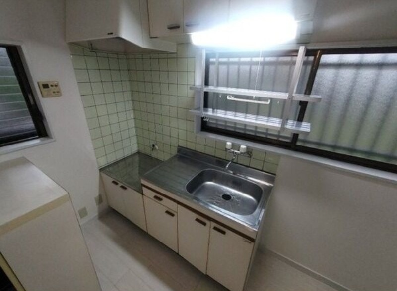 キッチン　図面と現状に相違がある場合には現状を優先