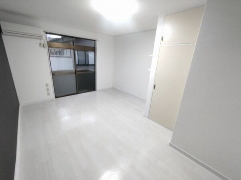 居室・リビング　図面と現状に相違がある場合には現状を優先