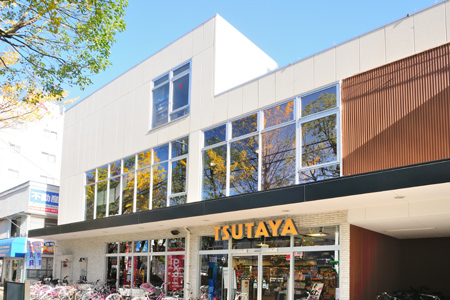 ショッピングセンター　TSUTAYA 船堀店（ショッピングセンター）まで585m