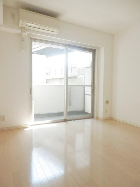 居室・リビング　居室