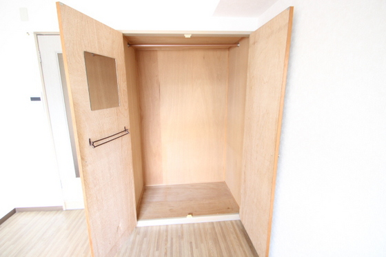 収納　※別部屋の写真です