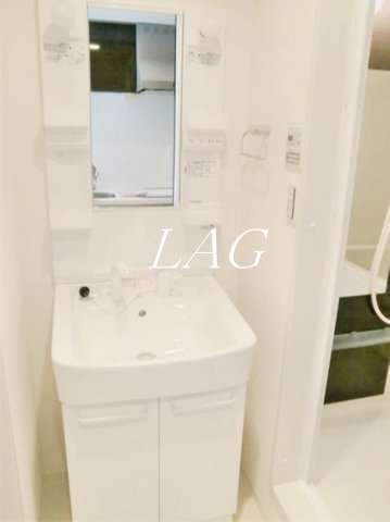 洗面設備　洗面台です。