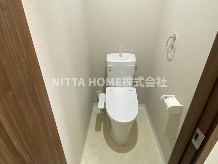 トイレ　温水洗浄付きのトイレになります★