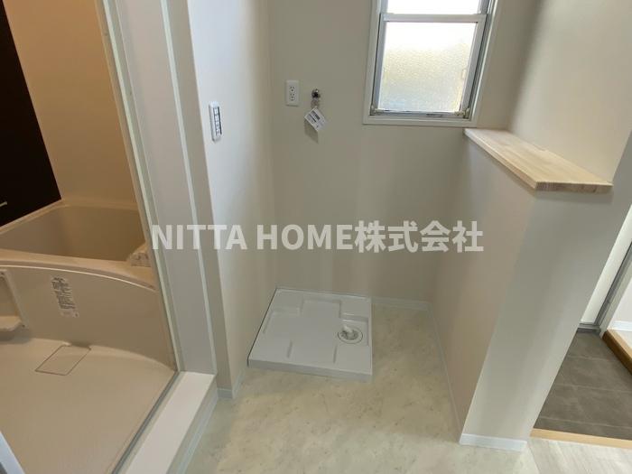 その他　室内洗濯機置き場です＊