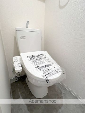 地下鉄堺筋線 北浜駅 徒歩4分 15階建 築1年のトイレ写真