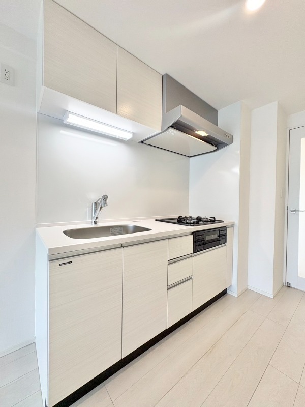 キッチン　３口ガスコンロ付きキッチン♪