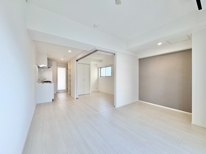 その他部屋・スペース　明るいリビングです♪