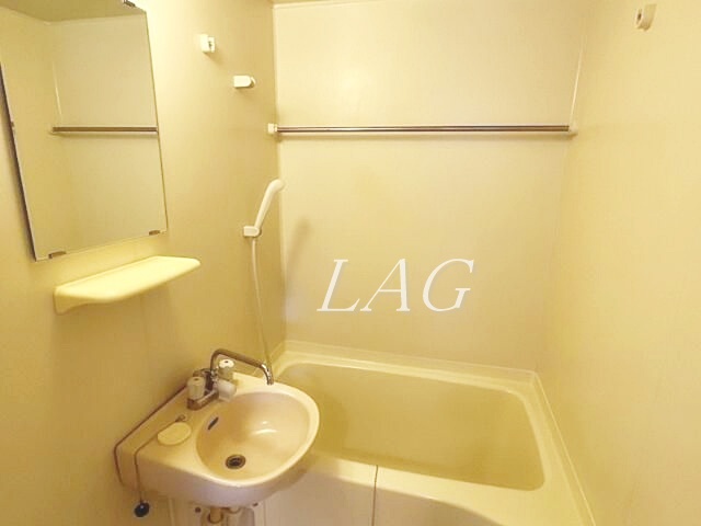 バス・シャワールーム　お風呂です。