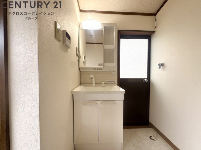 洗面設備　独立洗面化粧台付きでおすすめです！