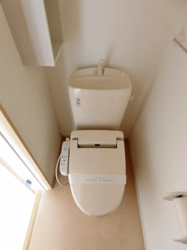 トイレ　図面と現状に相違がある場合には現状を優先