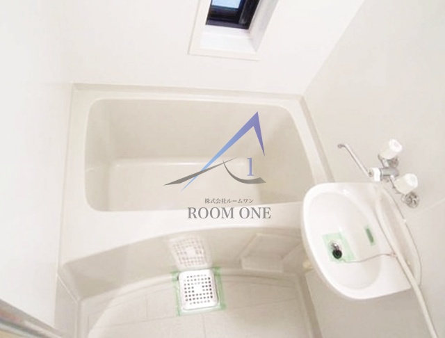 バス・シャワールーム　お風呂です。