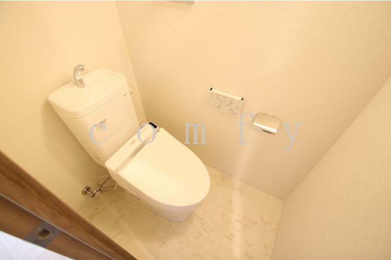 トイレ　ウォシュレット付きトイレ