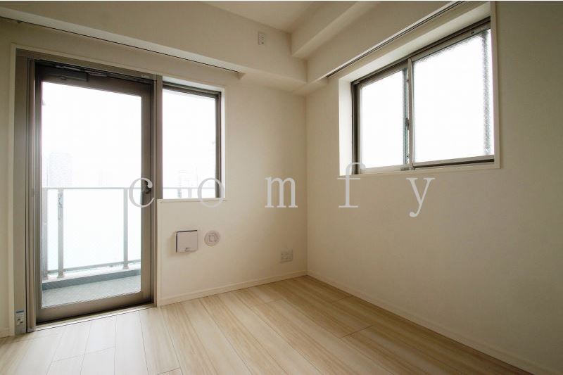 その他部屋・スペース　２面採光の洋室